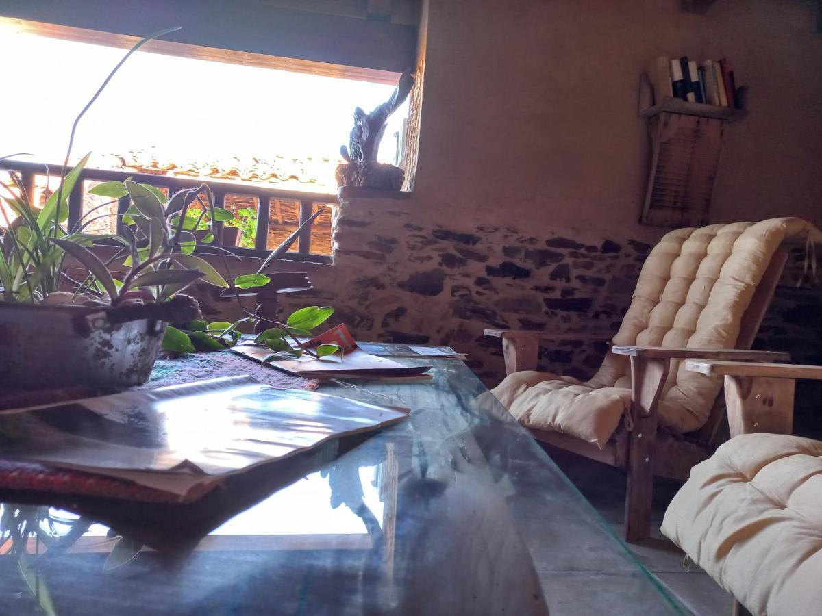 Casa Rural La Moraquintana Villa Santibanez el Bajo Екстериор снимка