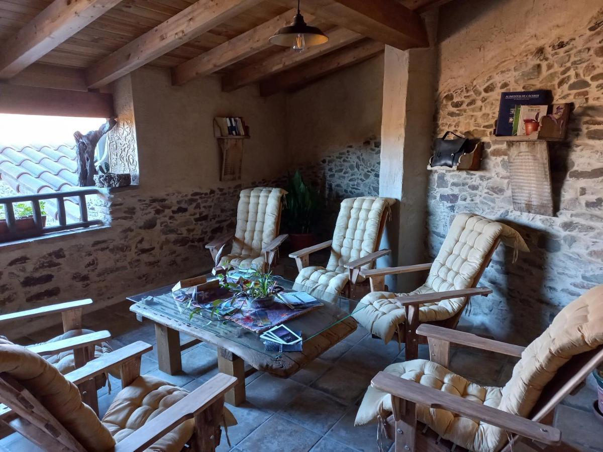 Casa Rural La Moraquintana Villa Santibanez el Bajo Екстериор снимка